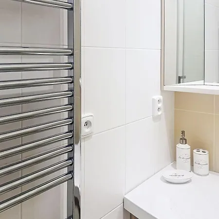Center View By Interhome Apartment